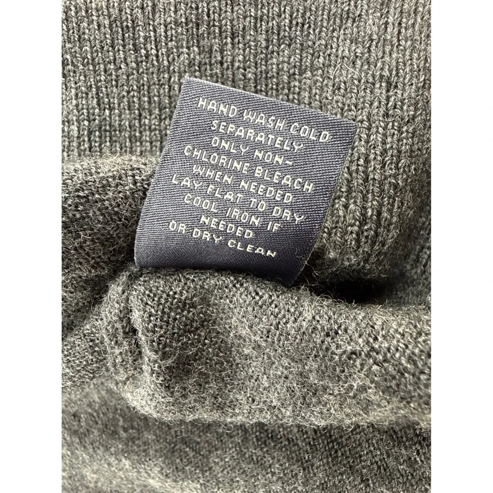 Hart Schaffner Marx Mens Gray 100% Extra Fine Merino Wool V-Neck Sweater Vest L